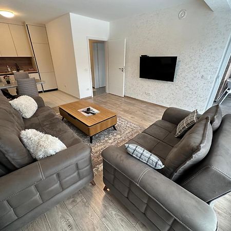 Shooter Apartments Урошевац Экстерьер фото